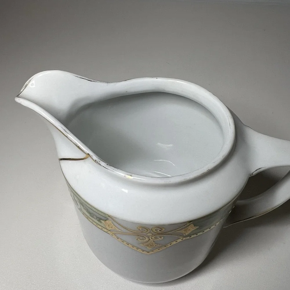 antique hand-painted porcelain creamer and‎ sugar bowl set